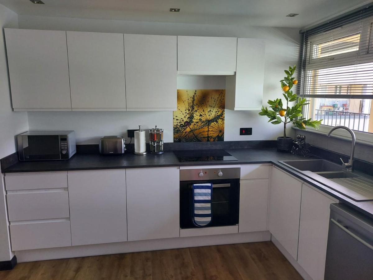 Holyrood New Apartment Единбург Екстер'єр фото