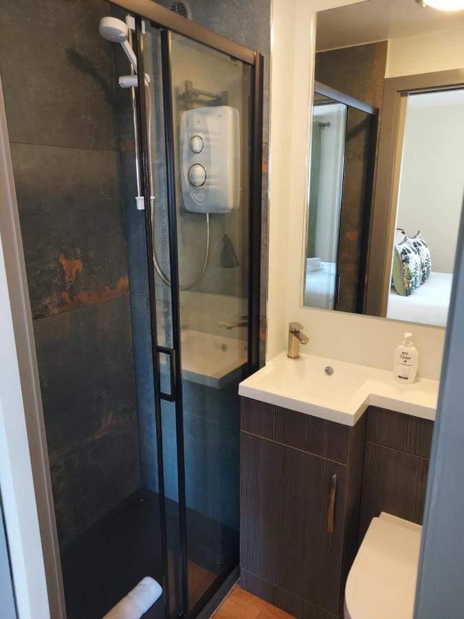 Holyrood New Apartment Единбург Екстер'єр фото