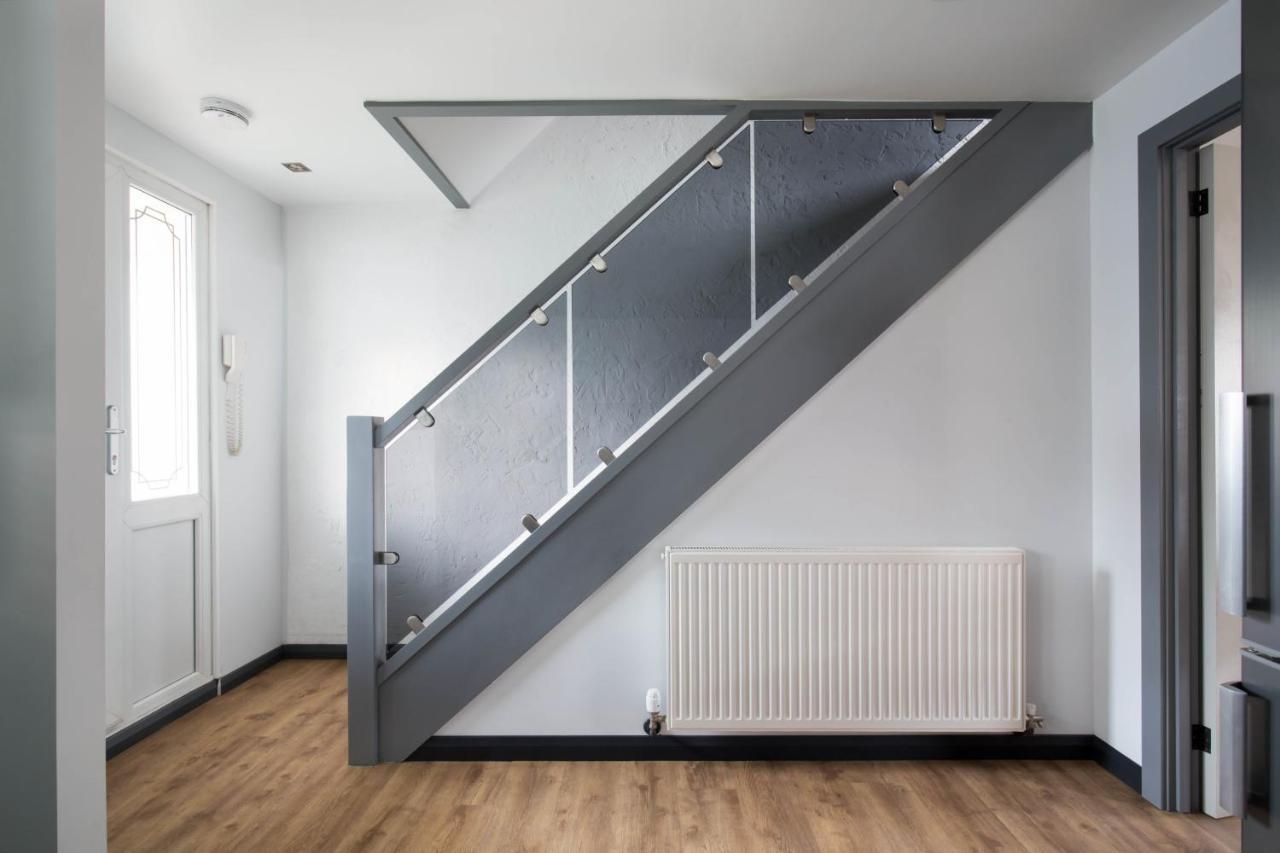 Holyrood New Apartment Единбург Екстер'єр фото